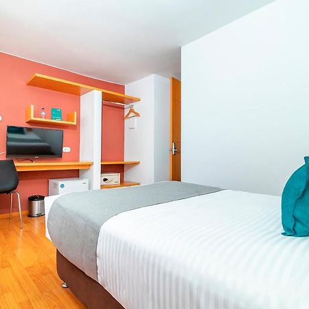 Ayenda Abitare 56 Hotel Bogota Bagian luar foto