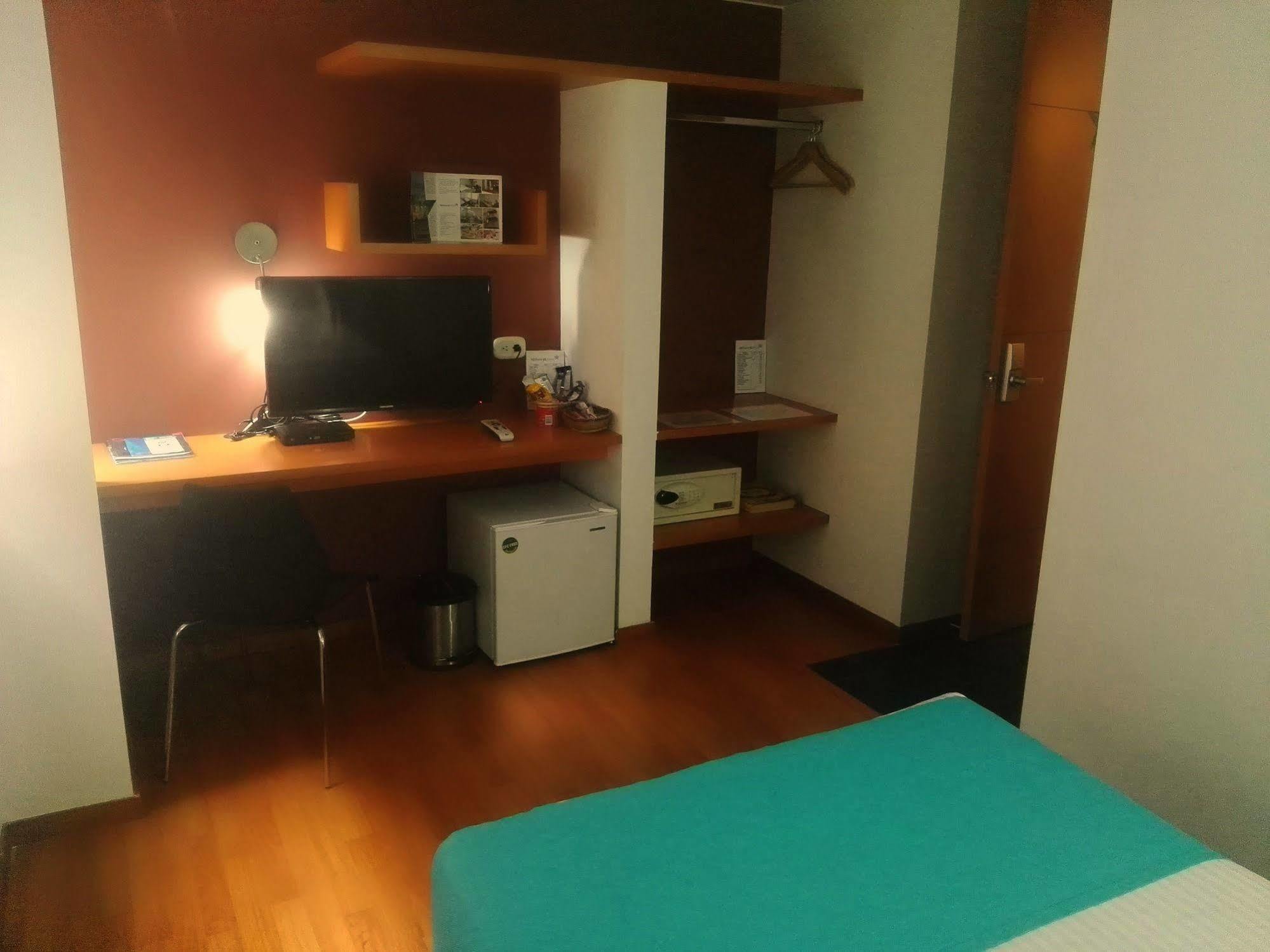 Ayenda Abitare 56 Hotel Bogota Bagian luar foto