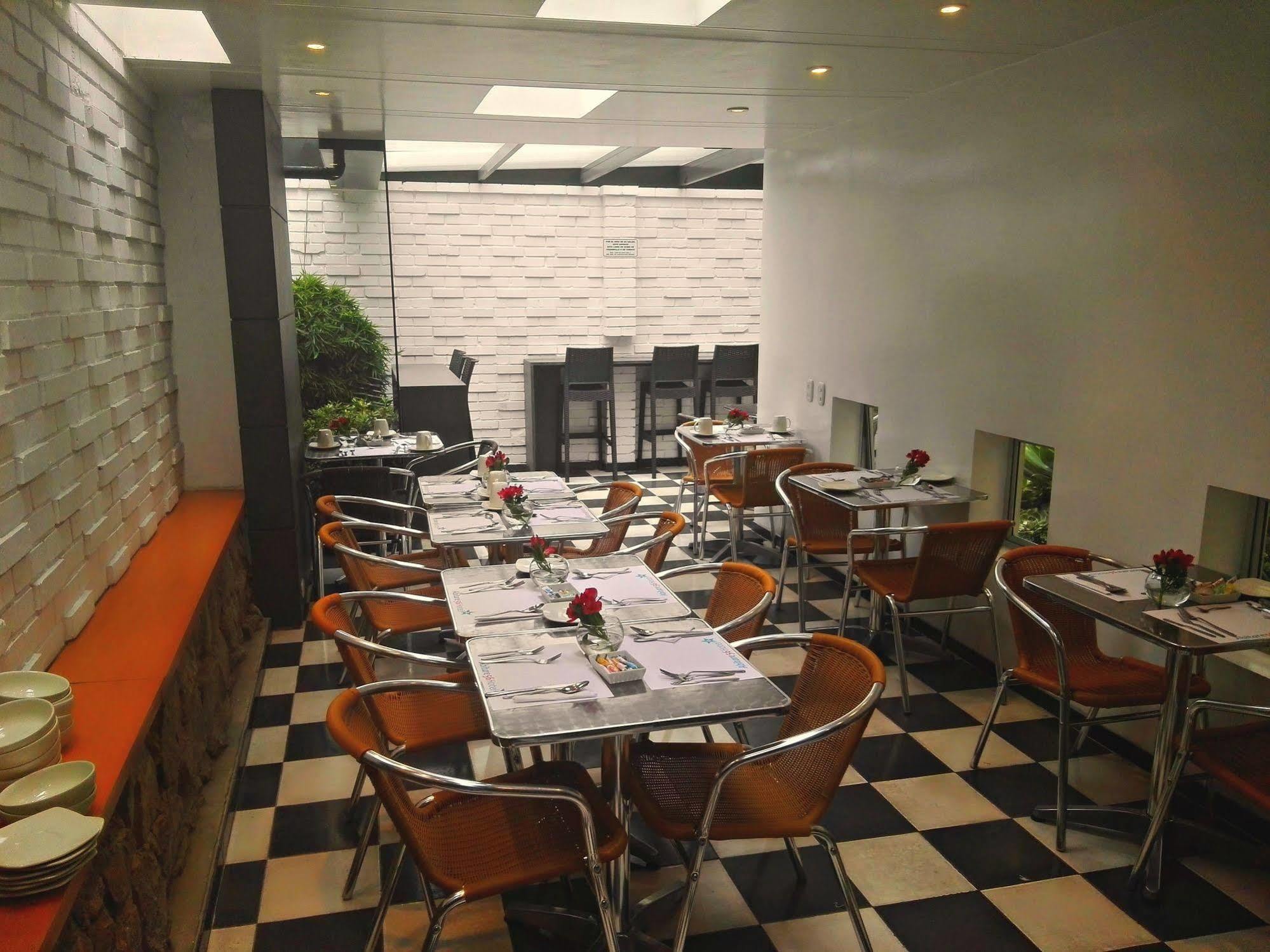 Ayenda Abitare 56 Hotel Bogota Bagian luar foto